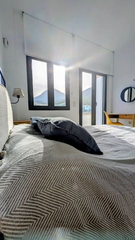 2 makuuhuone Paritalo vuokrattavana paikassa Polop mukana uima-altaan 
autotalli - 1 700 € (Ref: 9976751)