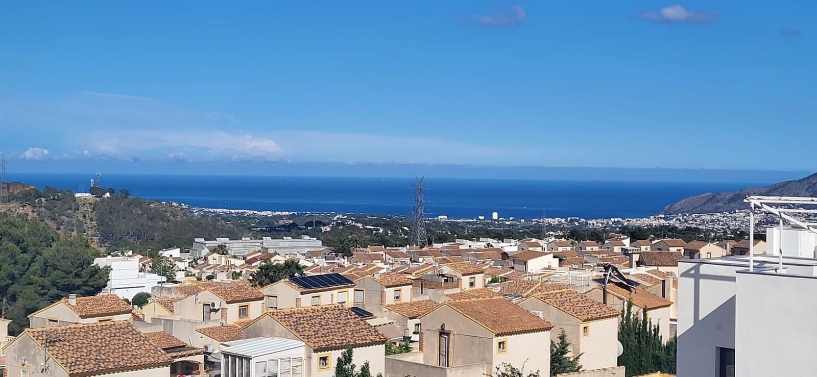 2 bedroom Semi-detached Villa for rent in Polop with pool garage - € 1,700 (Ref: 9976751)