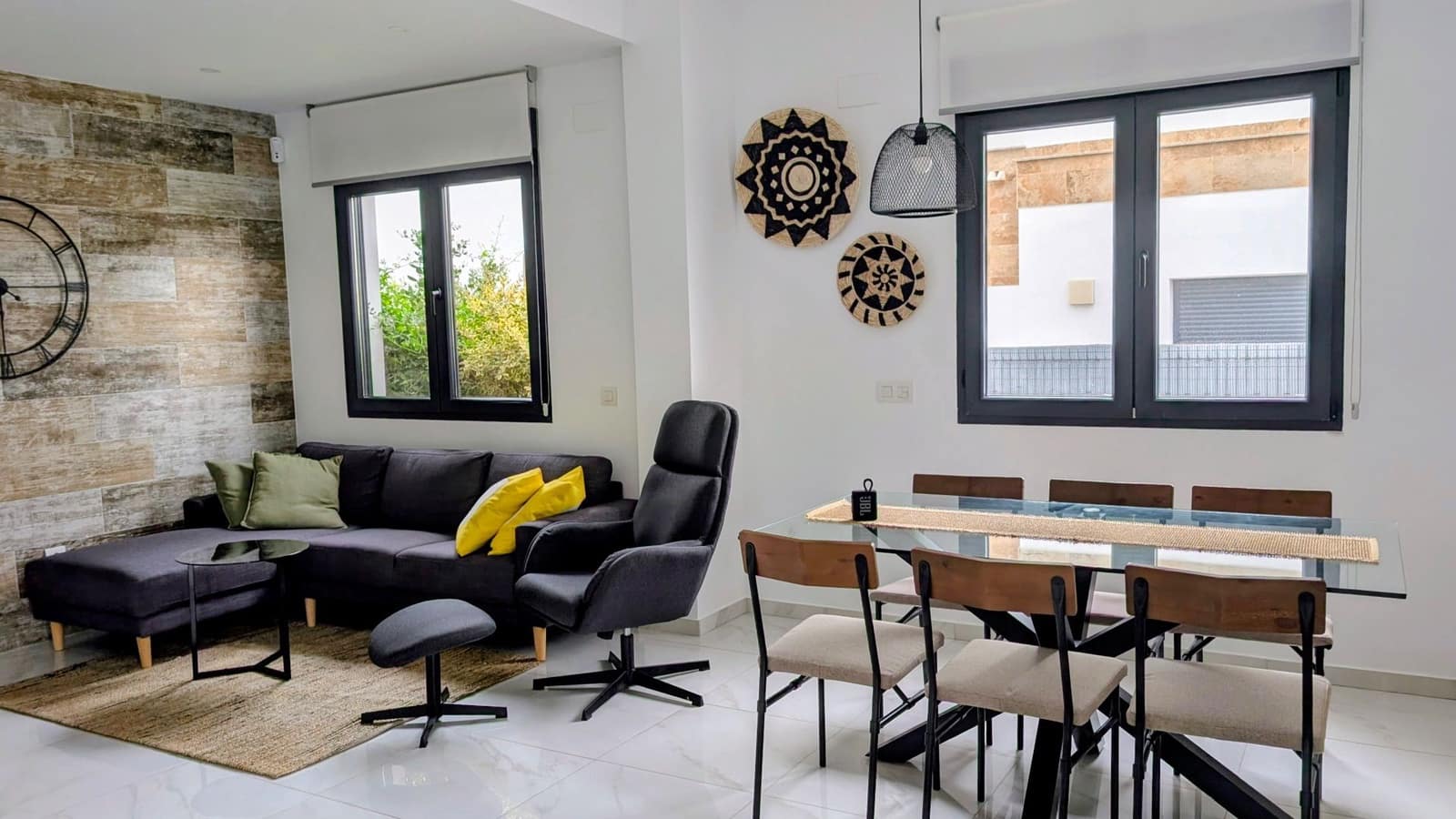 2 bedroom Semi-detached Villa for rent in Polop with pool garage - € 1,700 (Ref: 9976751)