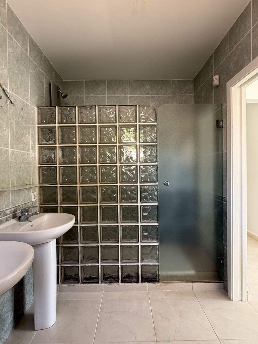 Chalet de 5 habitaciones en Calonge i Sant Antoni en alquiler con piscina garaje - 2.500 € (Ref: 10012809)