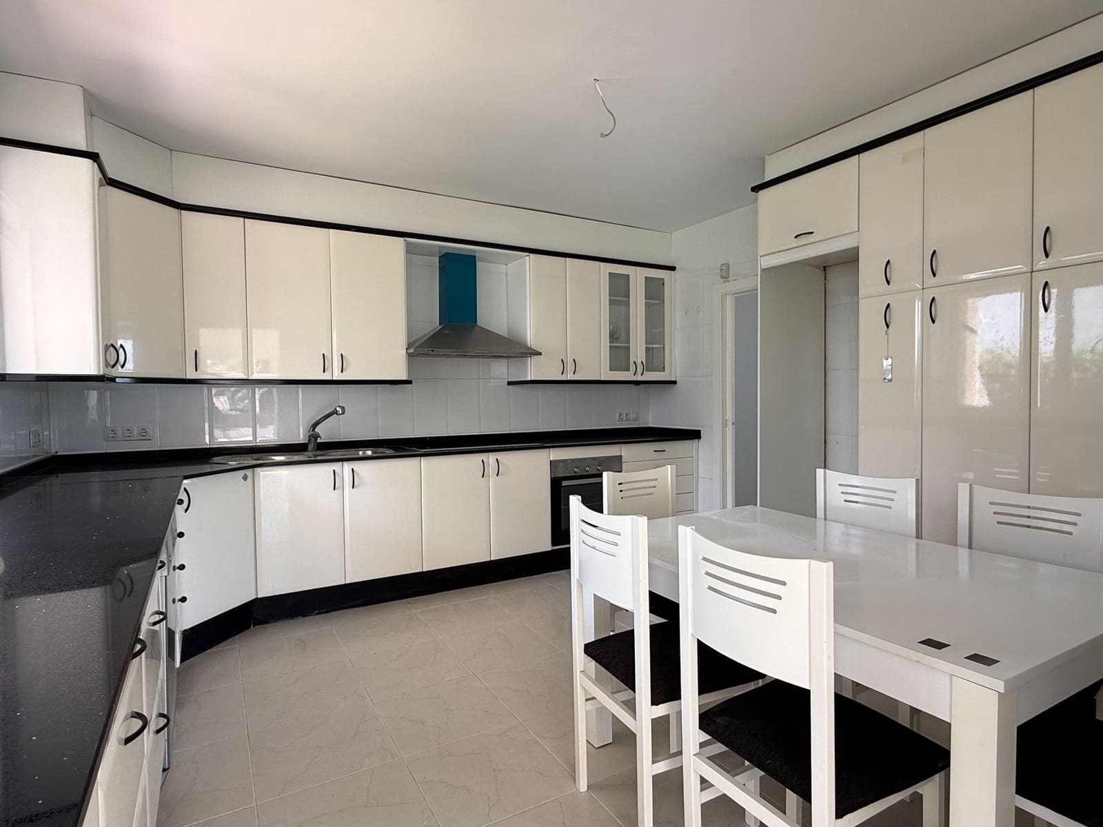 Chalet de 5 habitaciones en Calonge i Sant Antoni en alquiler con piscina garaje - 2.500 € (Ref: 10012809)