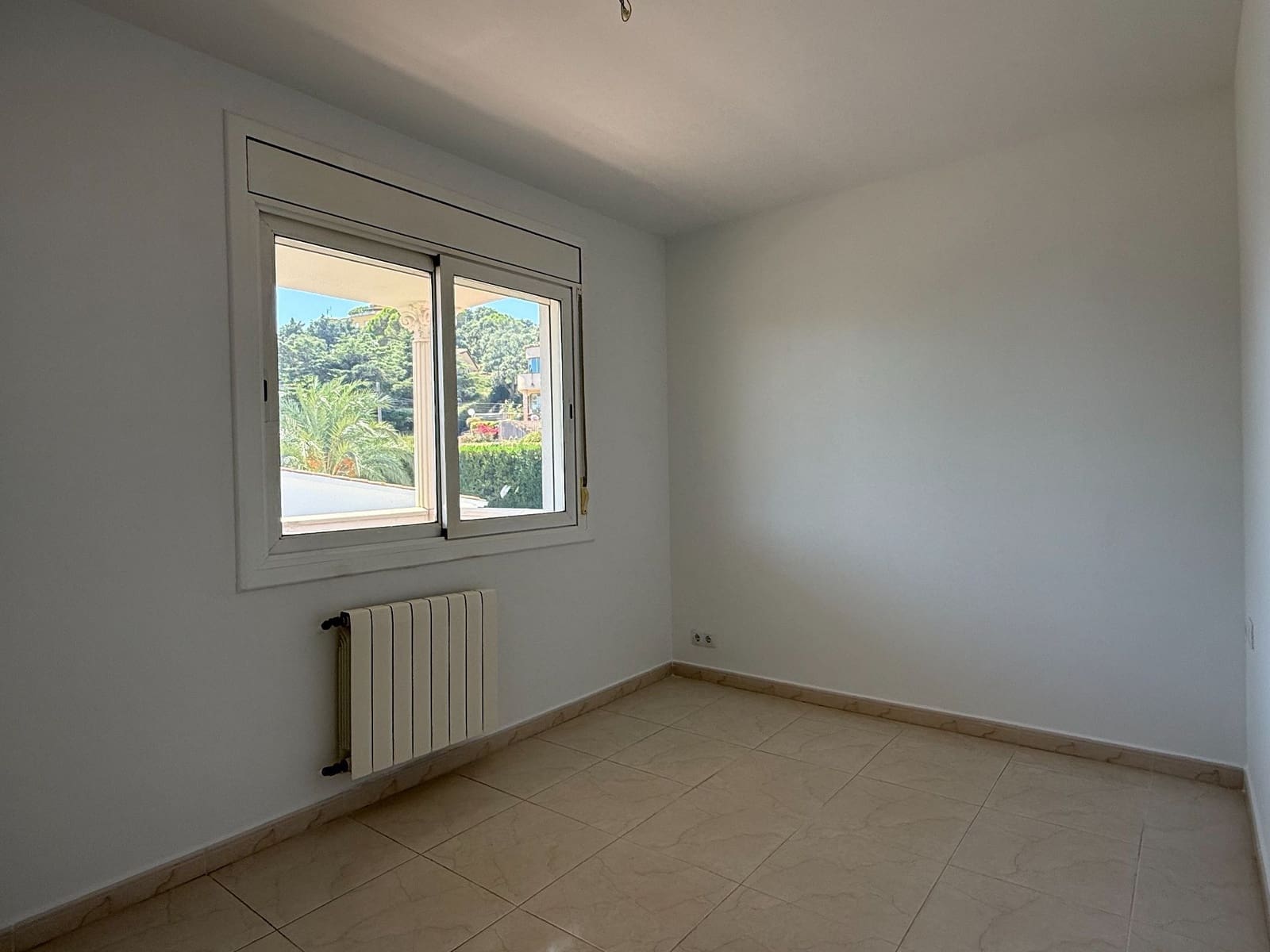 Chalet de 5 habitaciones en Calonge i Sant Antoni en alquiler con piscina garaje - 2.500 € (Ref: 10012809)