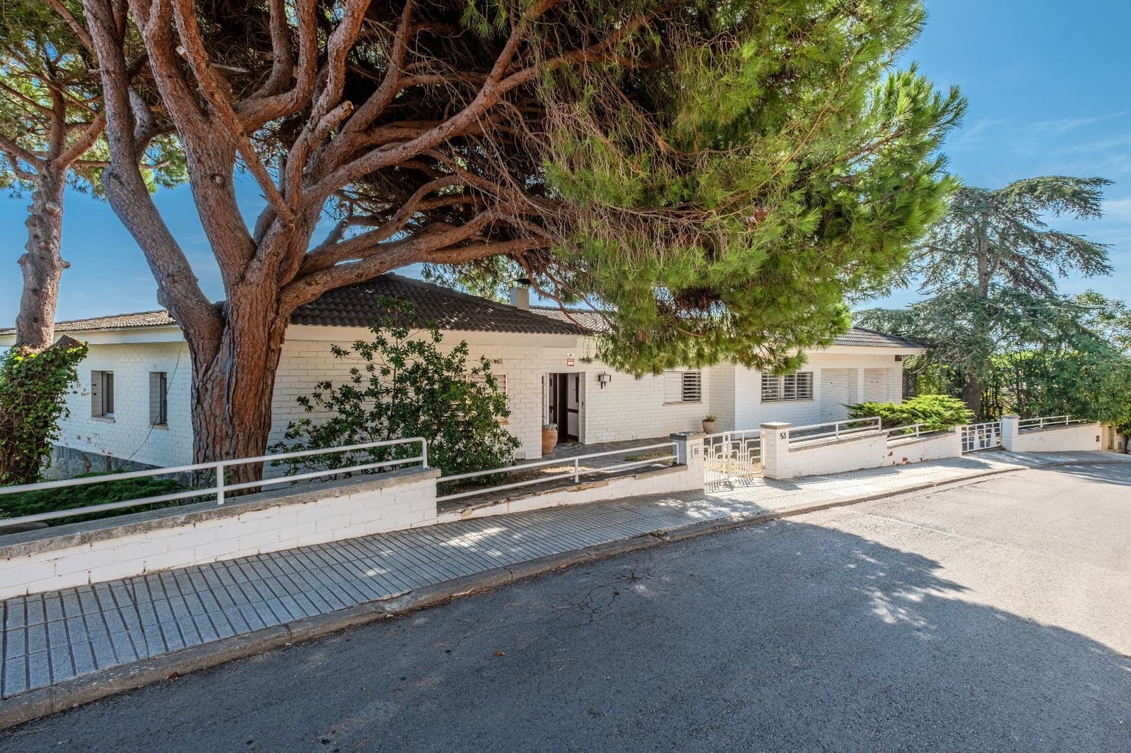 5 Zimmer Villa zu verkaufen in Sant Antoni de Calonge mit Pool Garage - 1.240.000 € (Ref: 10020130)
