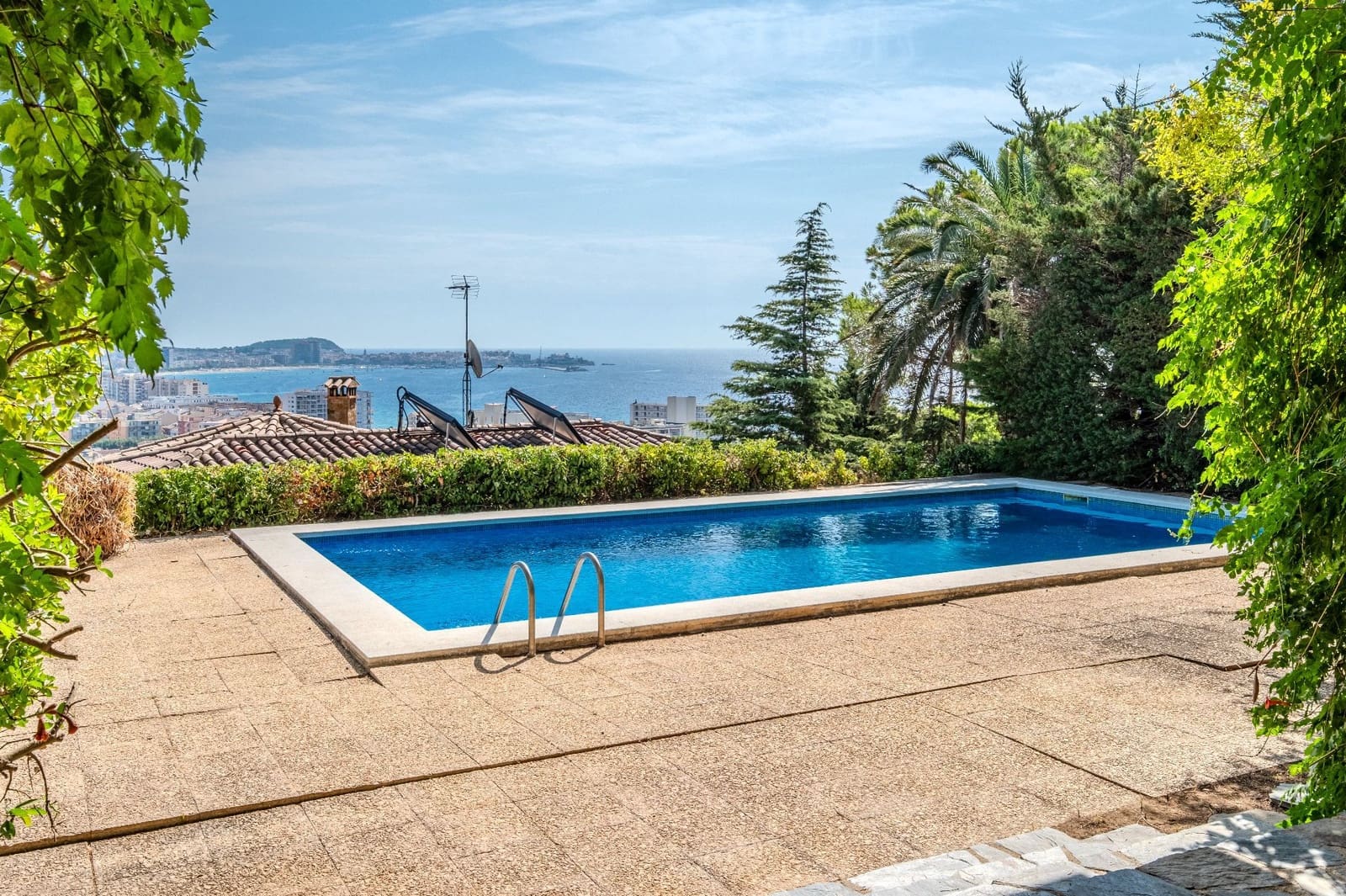 5 Zimmer Villa zu verkaufen in Sant Antoni de Calonge mit Pool Garage - 1.240.000 € (Ref: 10020130)
