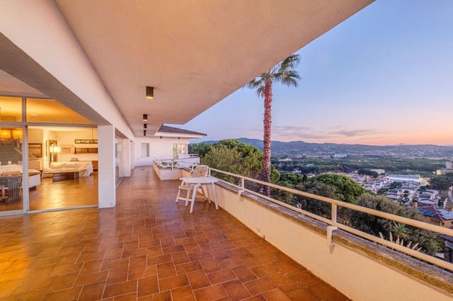 5 quarto Moradia para venda em Sant Antoni de Calonge, Calonge i Sant Antoni com piscina garagem - 1 240 000 € (Ref: 10020130)