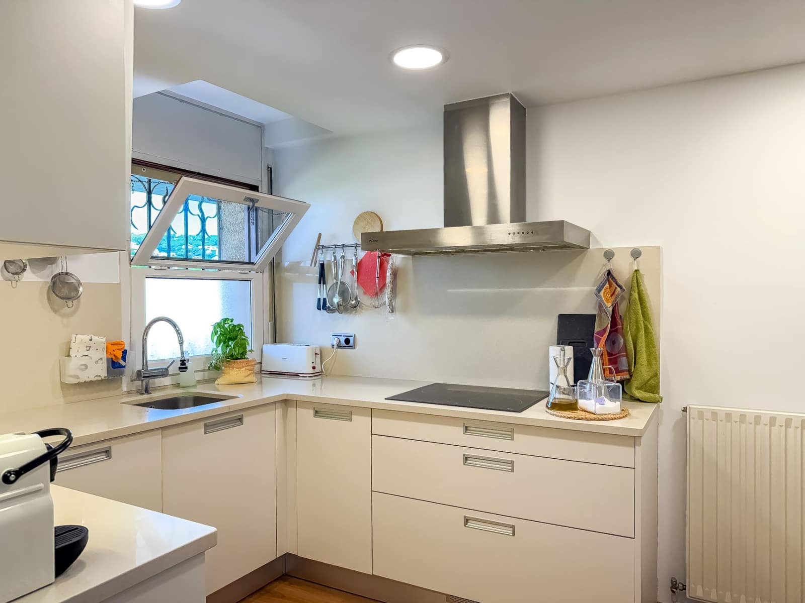 Apartamento de 3 habitaciones en Sant Antoni de Calonge en alquiler con piscina garaje - 1.200 € (Ref: 10026732)