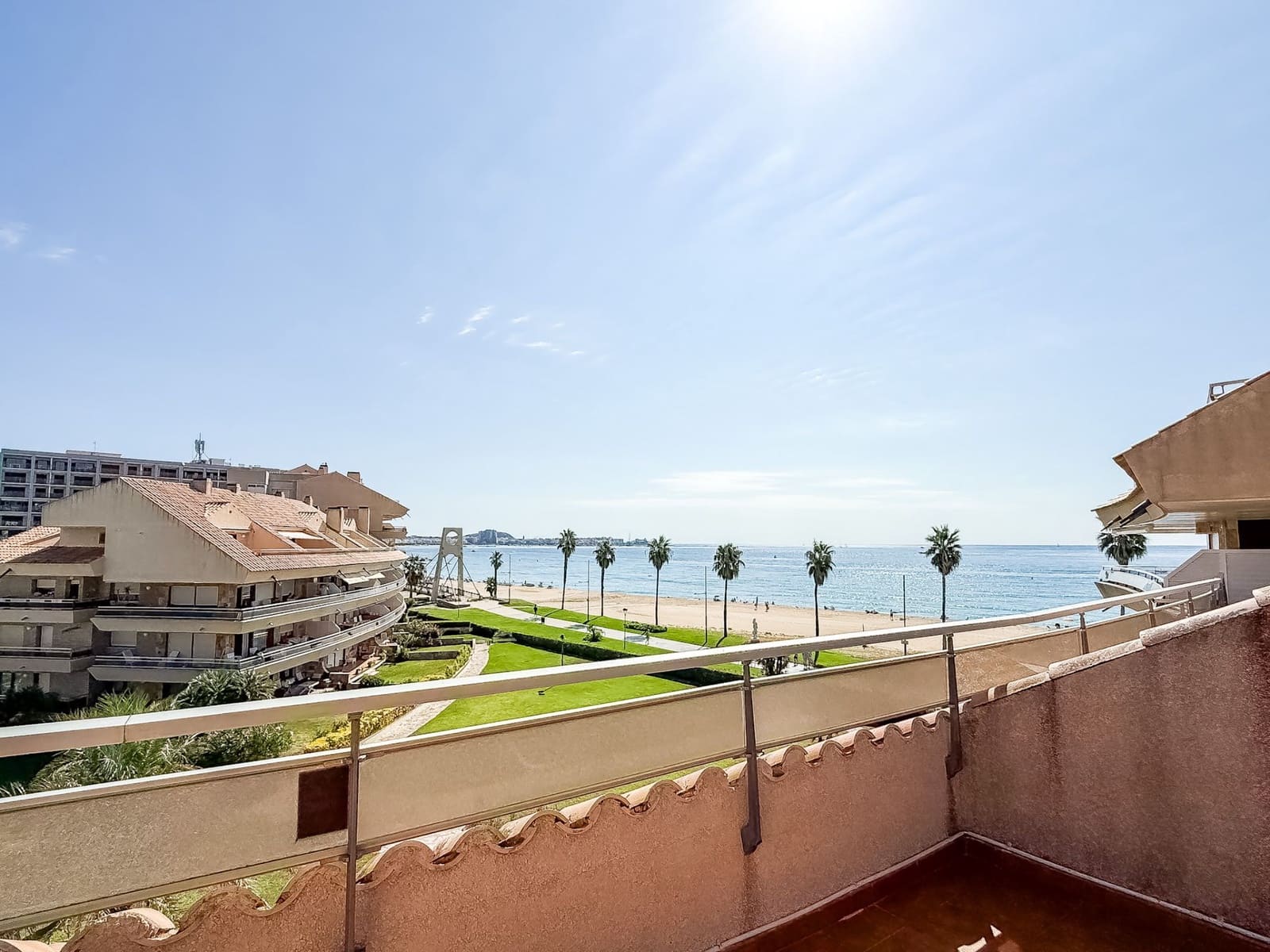 Apartamento de 3 habitaciones en Sant Antoni de Calonge en alquiler con piscina garaje - 1.200 € (Ref: 10026732)
