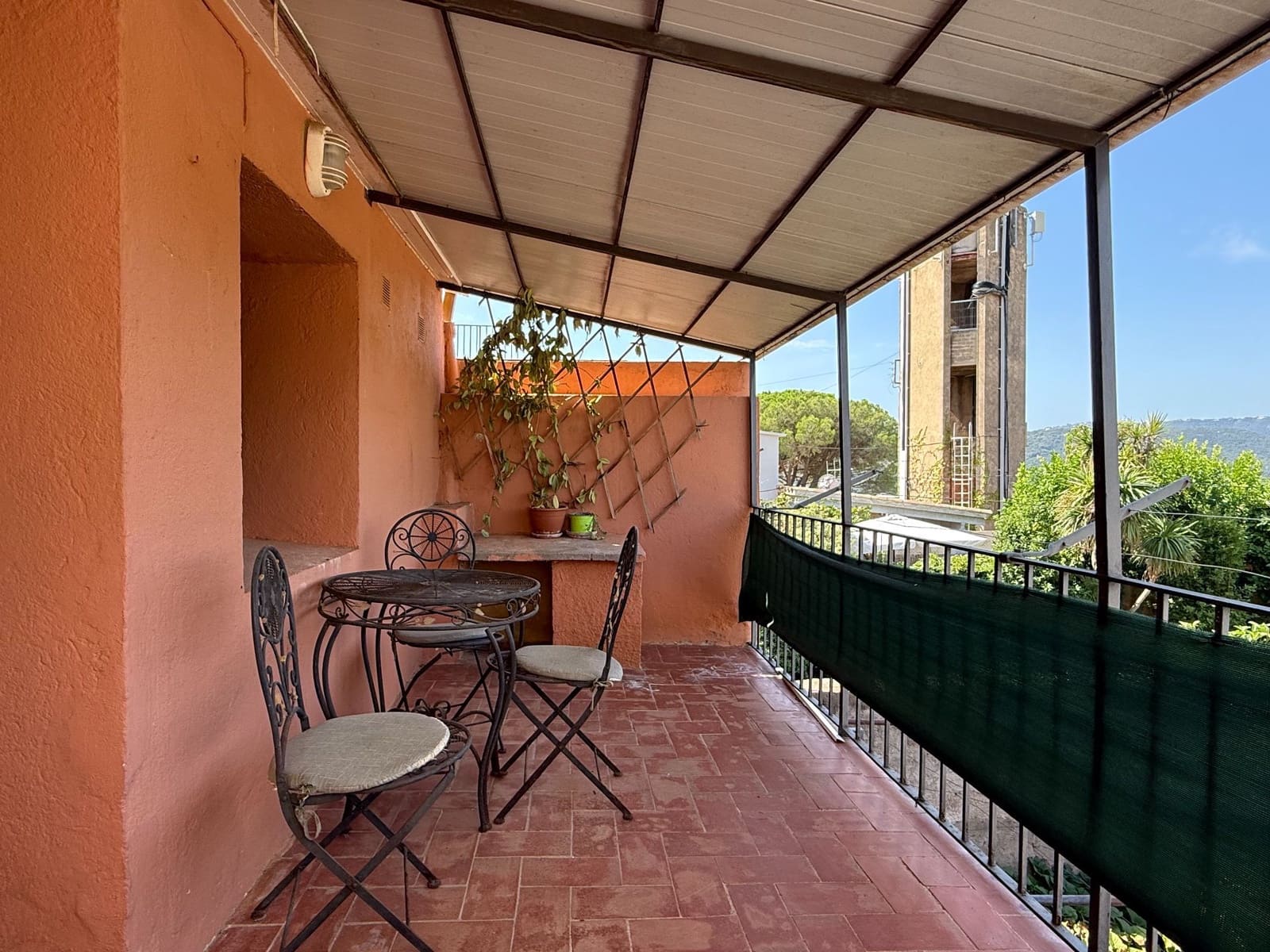 3 bedroom Townhouse for sale in Calonge i Sant Antoni - € 180,000 (Ref: 10030015)