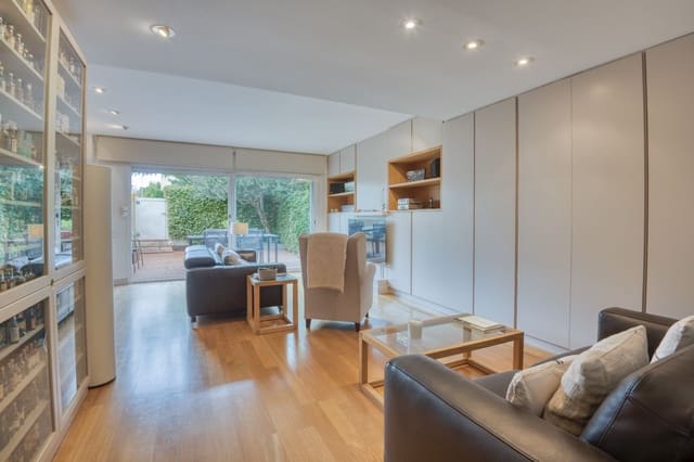 Pareado de 5 habitaciones en Palafrugell en venta con piscina garaje - 499.000 € (Ref: 10179964)