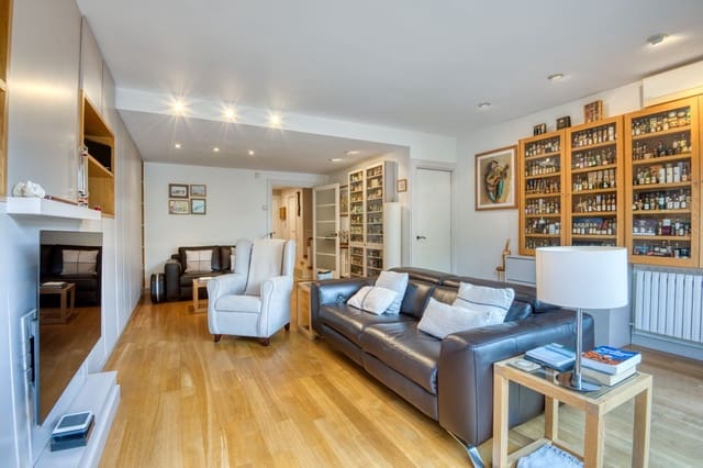 Pareado de 5 habitaciones en Palafrugell en venta con piscina garaje - 499.000 € (Ref: 10179964)