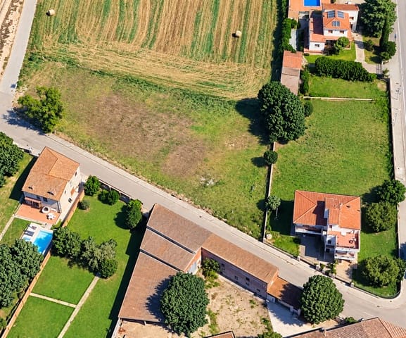 Terreno/Finca Rústica en Torroella de Fluvià en venta - 180.000 € (Ref: 10179965)