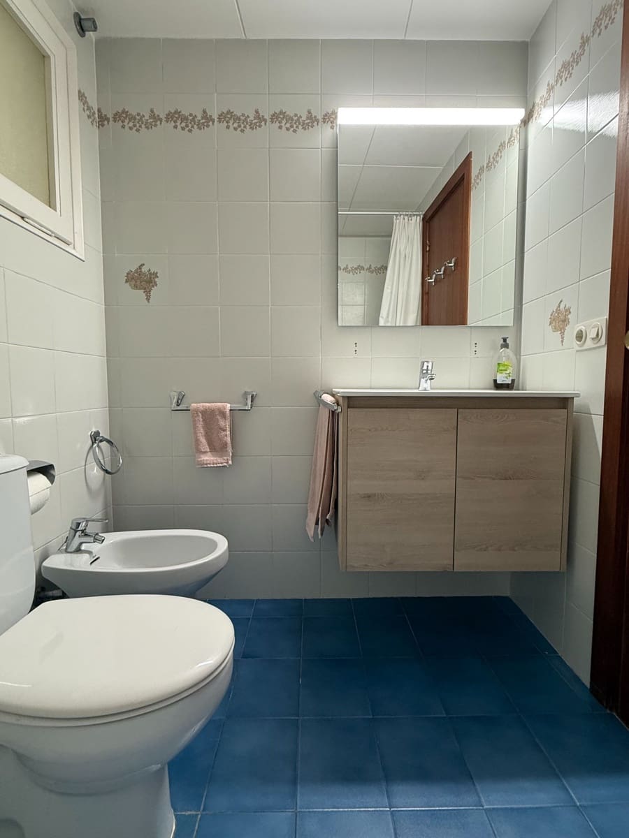 3 bedroom Apartment for rent in Sant Antoni de Calonge - € 3,000 (Ref: 2737873)