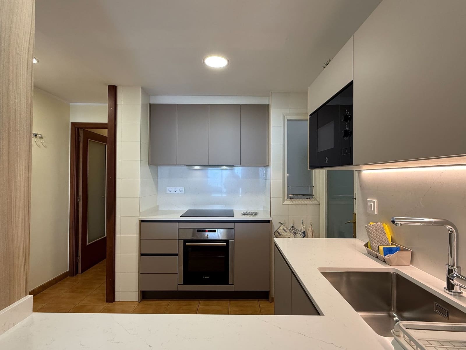 3 bedroom Apartment for rent in Sant Antoni de Calonge - € 3,000 (Ref: 2737873)