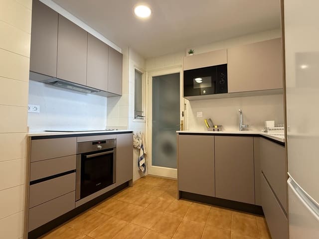 3 soveværelse Lejlighed til leje i Sant Antoni de Calonge, Calonge i Sant Antoni - € 3.000 (Ref: 2737873)