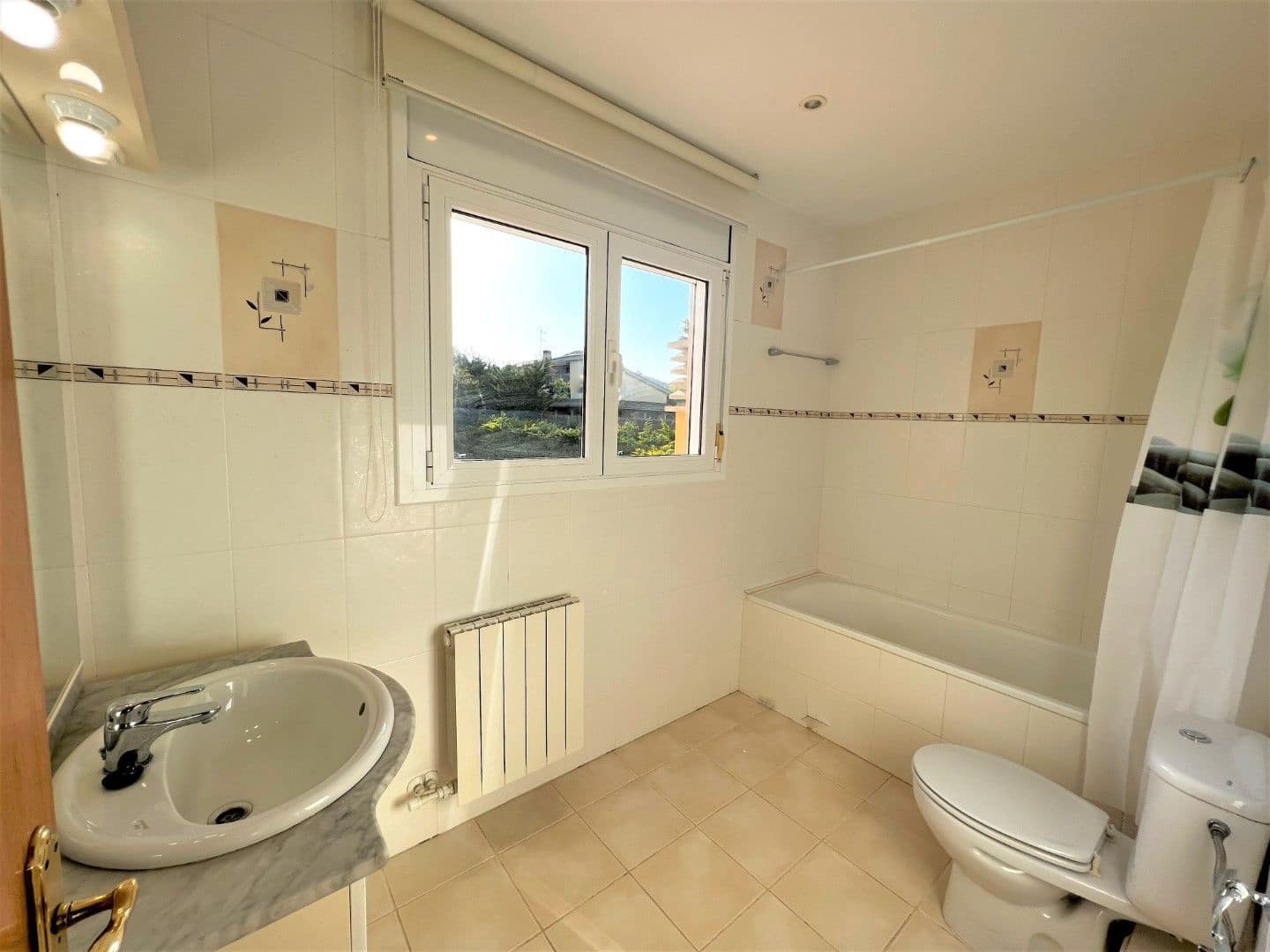 3 sovrum Villa till salu i Sant Antoni de Calonge med pool garage - 910 000 € (Ref: 3216335)