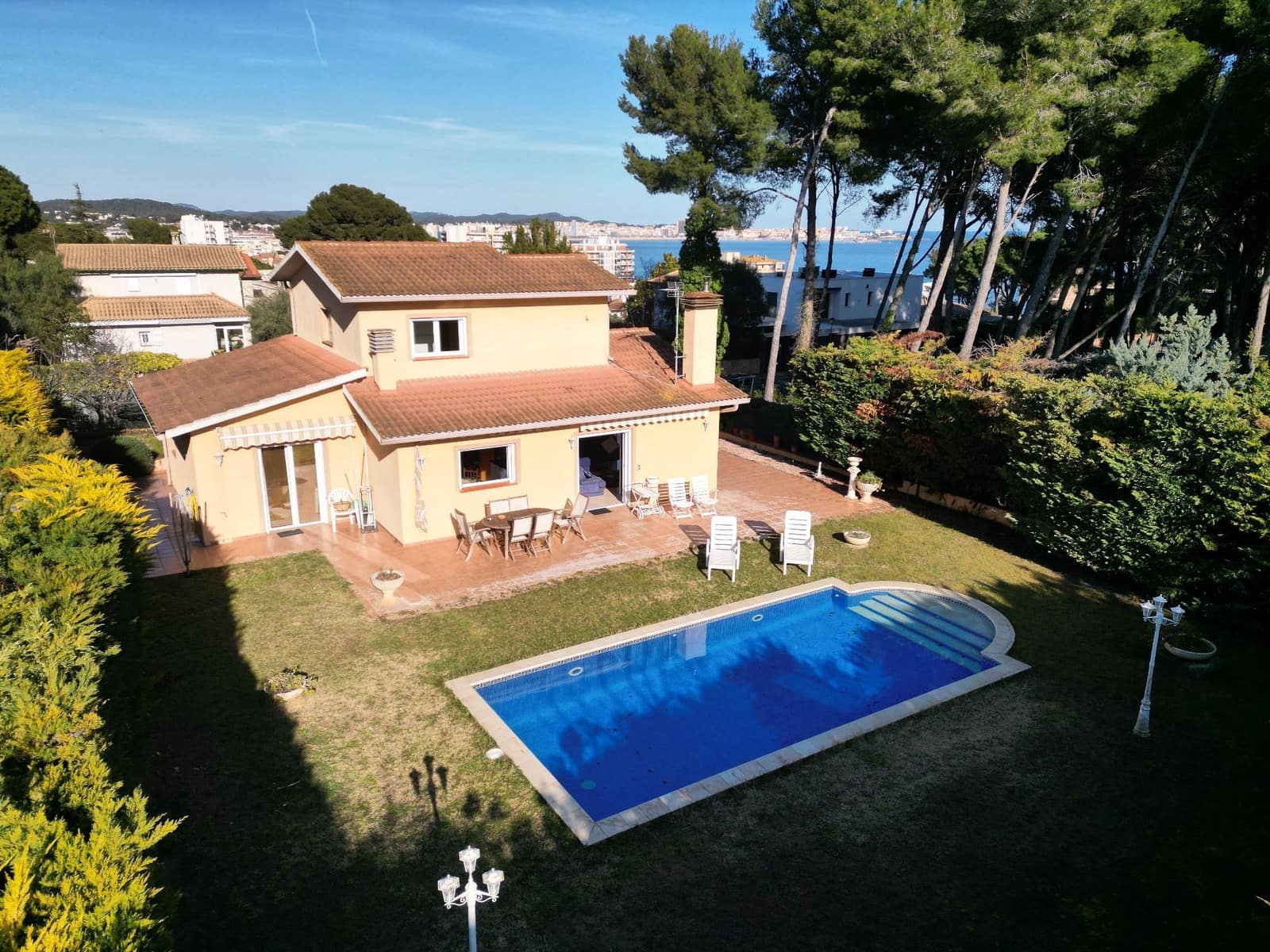 3 sovrum Villa till salu i Sant Antoni de Calonge med pool garage - 910 000 € (Ref: 3216335)