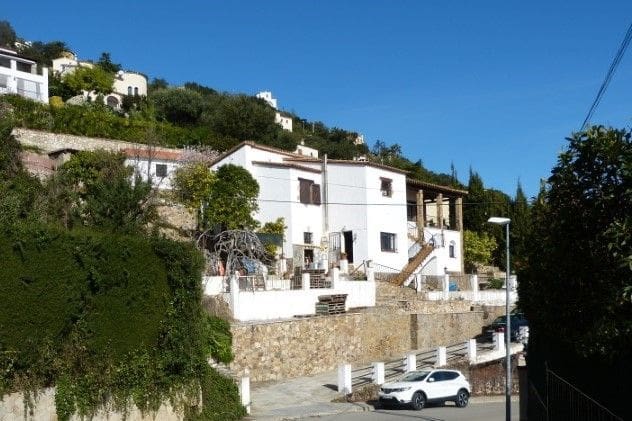 9 sovrum Villa till salu i Calonge i Sant Antoni med garage - 425 000 € (Ref: 5077372)
