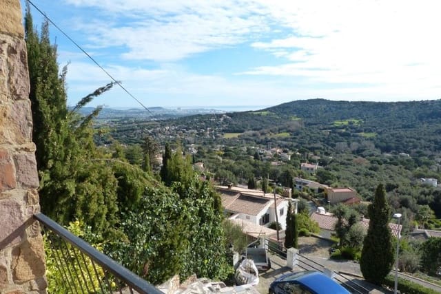 9 sovrum Villa till salu i Calonge i Sant Antoni med garage - 425 000 € (Ref: 5077372)