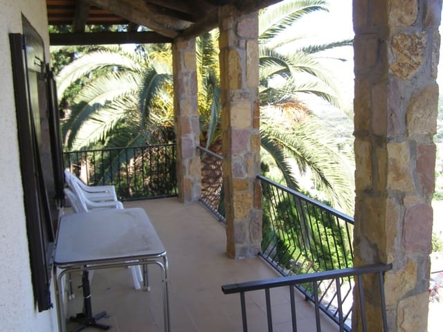 9 sovrum Villa till salu i Calonge i Sant Antoni med garage - 425 000 € (Ref: 5077372)