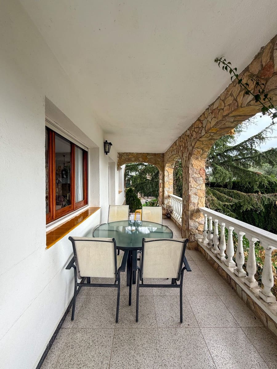 4 soveværelse Villa til salg i Sant Antoni de Calonge med swimmingpool garage - € 680.000 (Ref: 5326247)