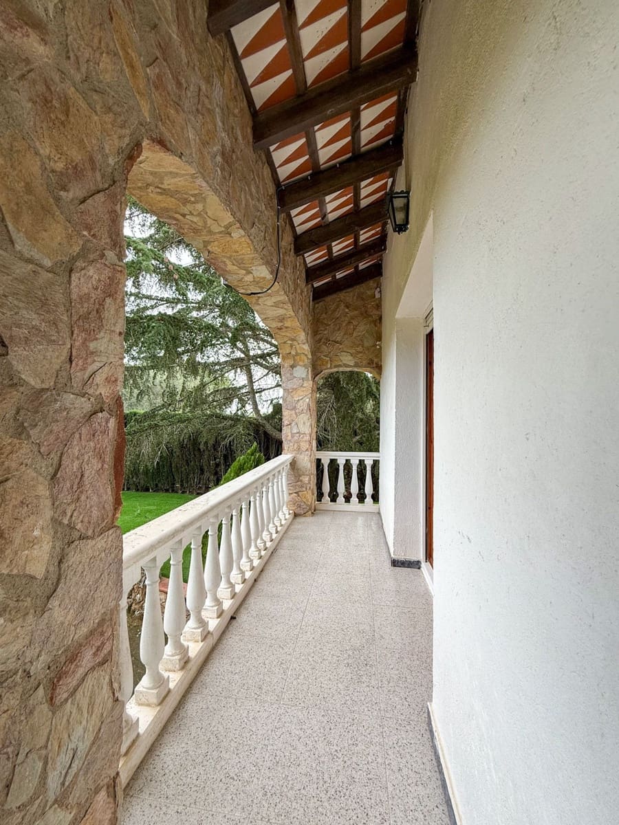 4 soveværelse Villa til salg i Sant Antoni de Calonge med swimmingpool garage - € 680.000 (Ref: 5326247)