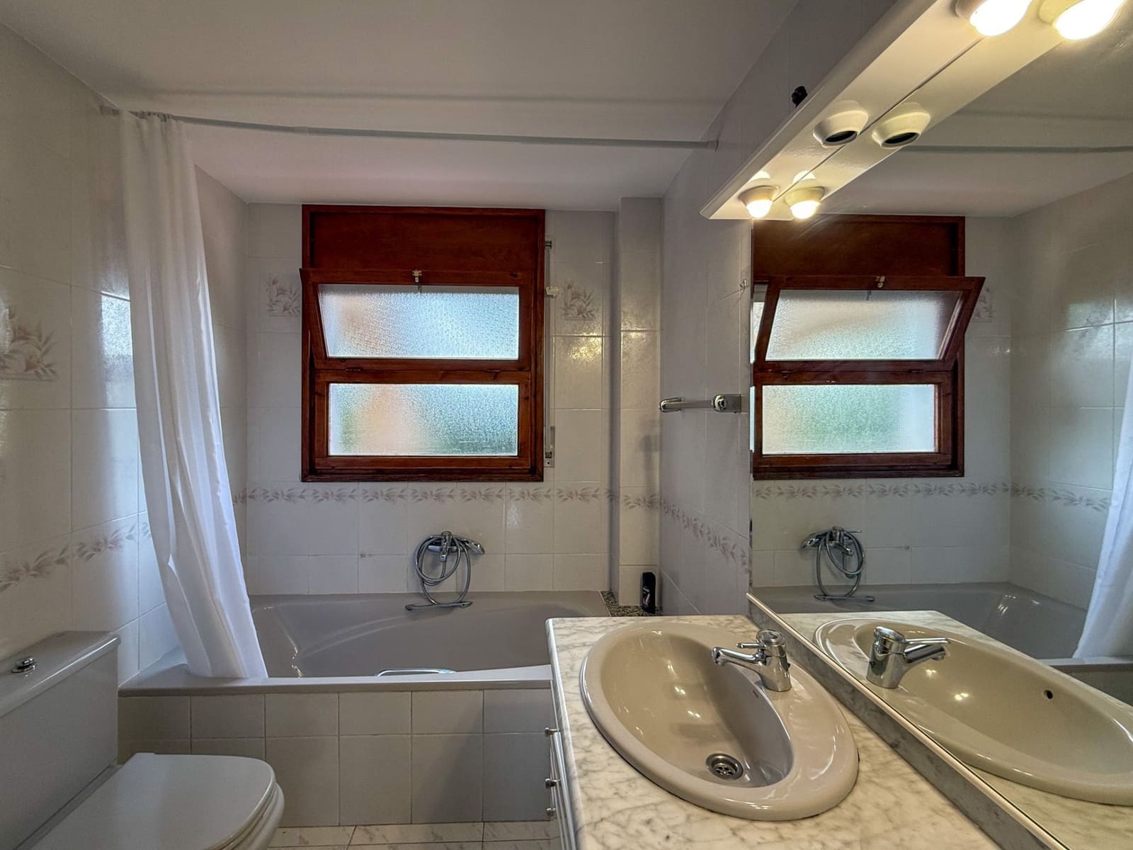 4 soveværelse Villa til salg i Sant Antoni de Calonge med swimmingpool garage - € 680.000 (Ref: 5326247)