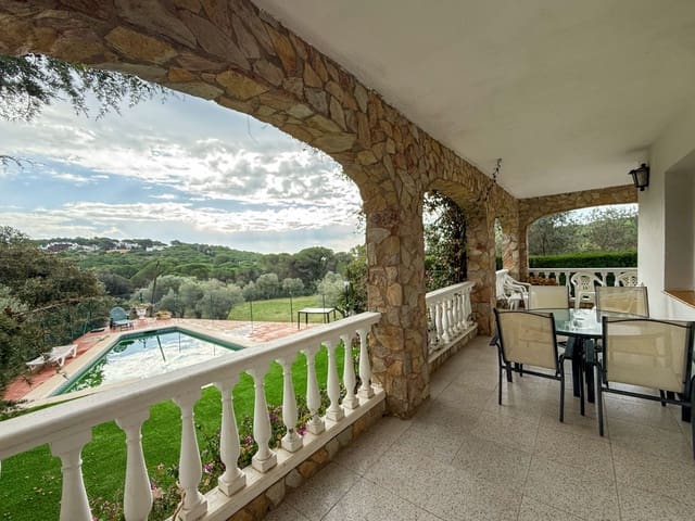 4 bedroom Villa for sale in Sant Antoni de Calonge, Calonge i Sant Antoni with pool garage - € 680,000 (Ref: 5326247)