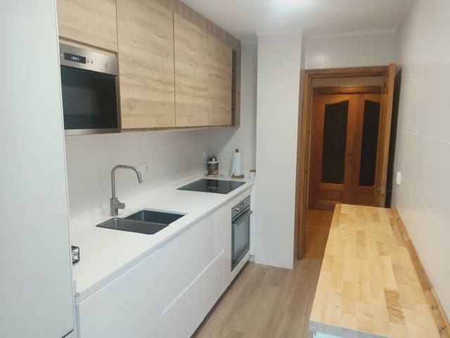 3 Zimmer Apartment zu vermieten in Sant Antoni de Calonge, Calonge i Sant Antoni mit Garage - 3.500 € (Ref: 7611196)