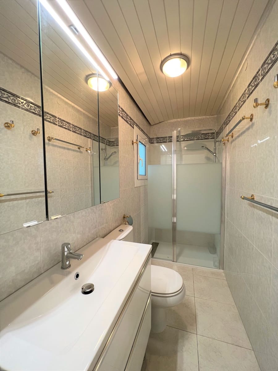 2 bedroom Apartment for rent in Sant Antoni de Calonge with garage - € 3,200 (Ref: 7706983)