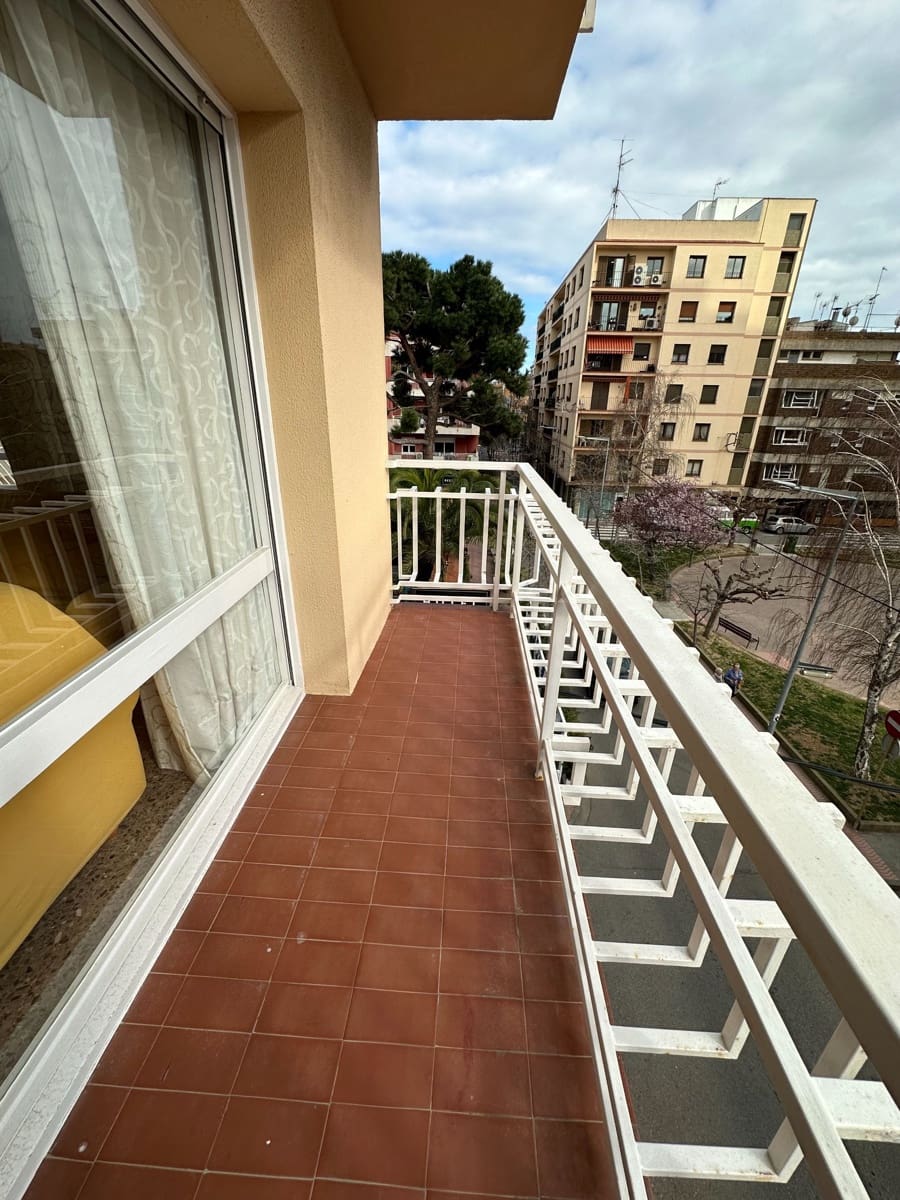 4 bedroom Apartment for rent in Palamos with garage - € 836 (Ref: 8140215)