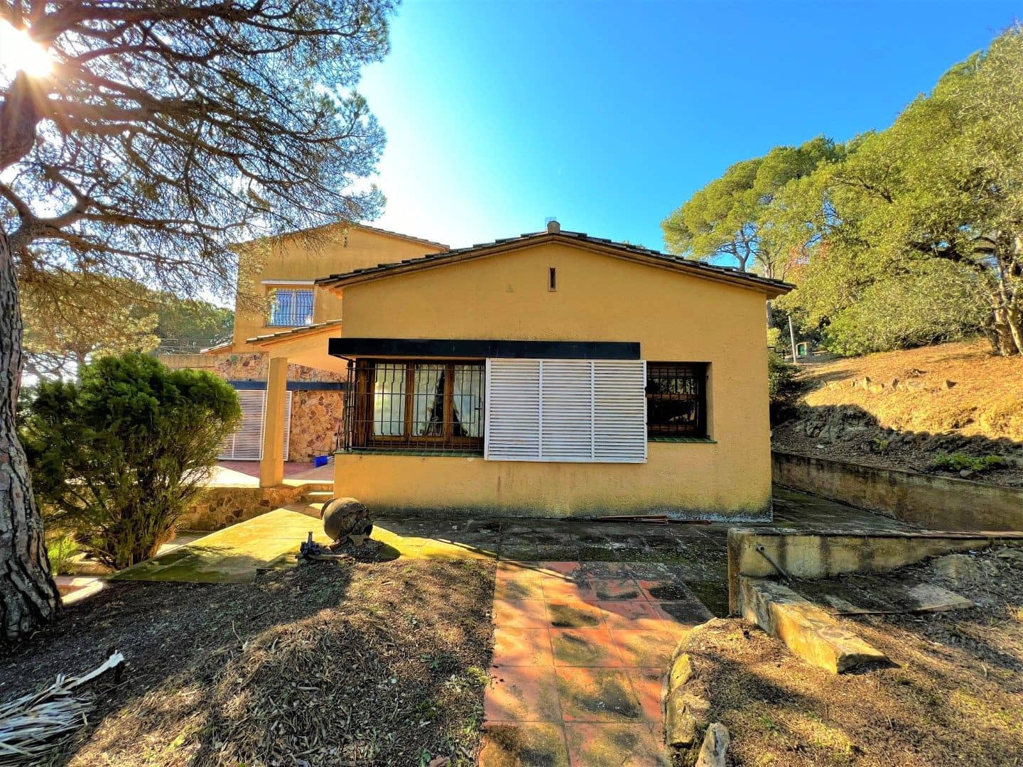 8 soveværelse Finca/Landehus til salg i Palamos med swimmingpool garage - € 1.300.000 (Ref: 8258314)