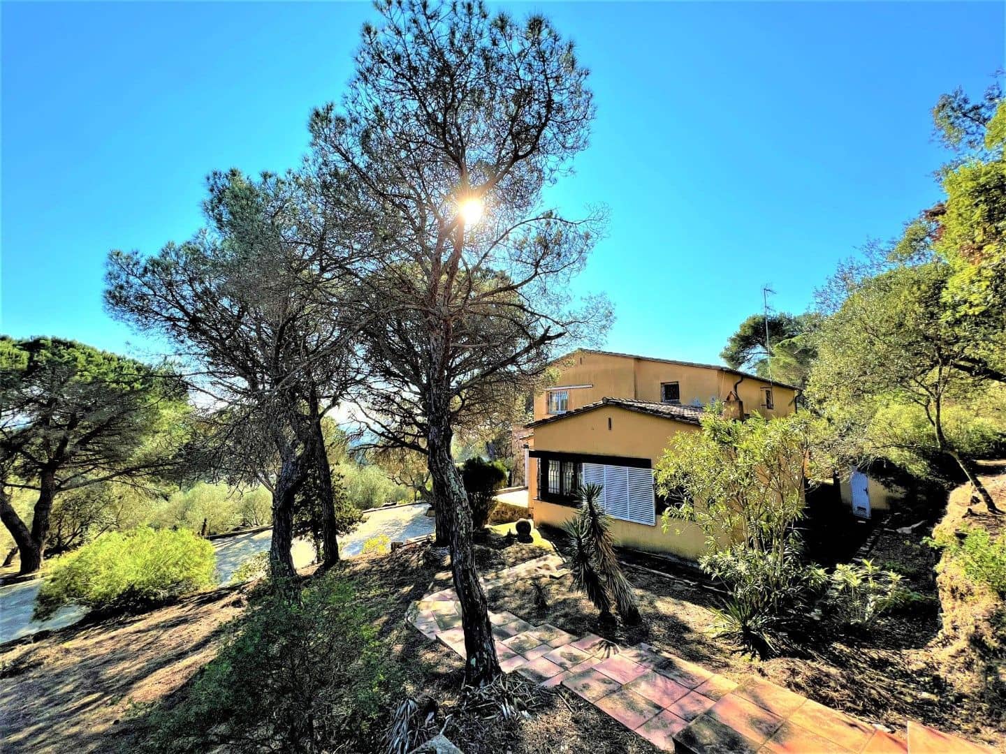 8 soveværelse Finca/Landehus til salg i Palamos med swimmingpool garage - € 1.300.000 (Ref: 8258314)