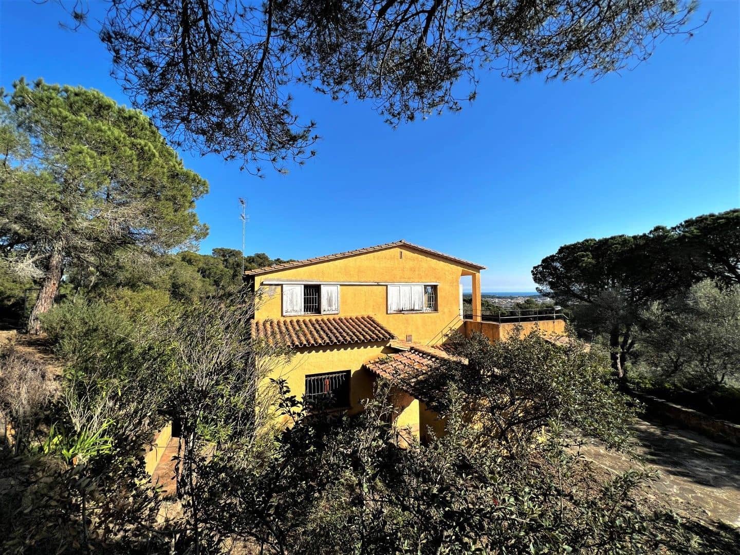 8 soveværelse Finca/Landehus til salg i Palamos med swimmingpool garage - € 1.300.000 (Ref: 8258314)