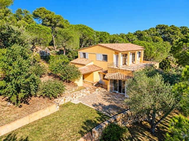 8 chambre Finca/Maison de Campagne à vendre à Palamós avec piscine garage - 995 000 € (Ref: 8258314)