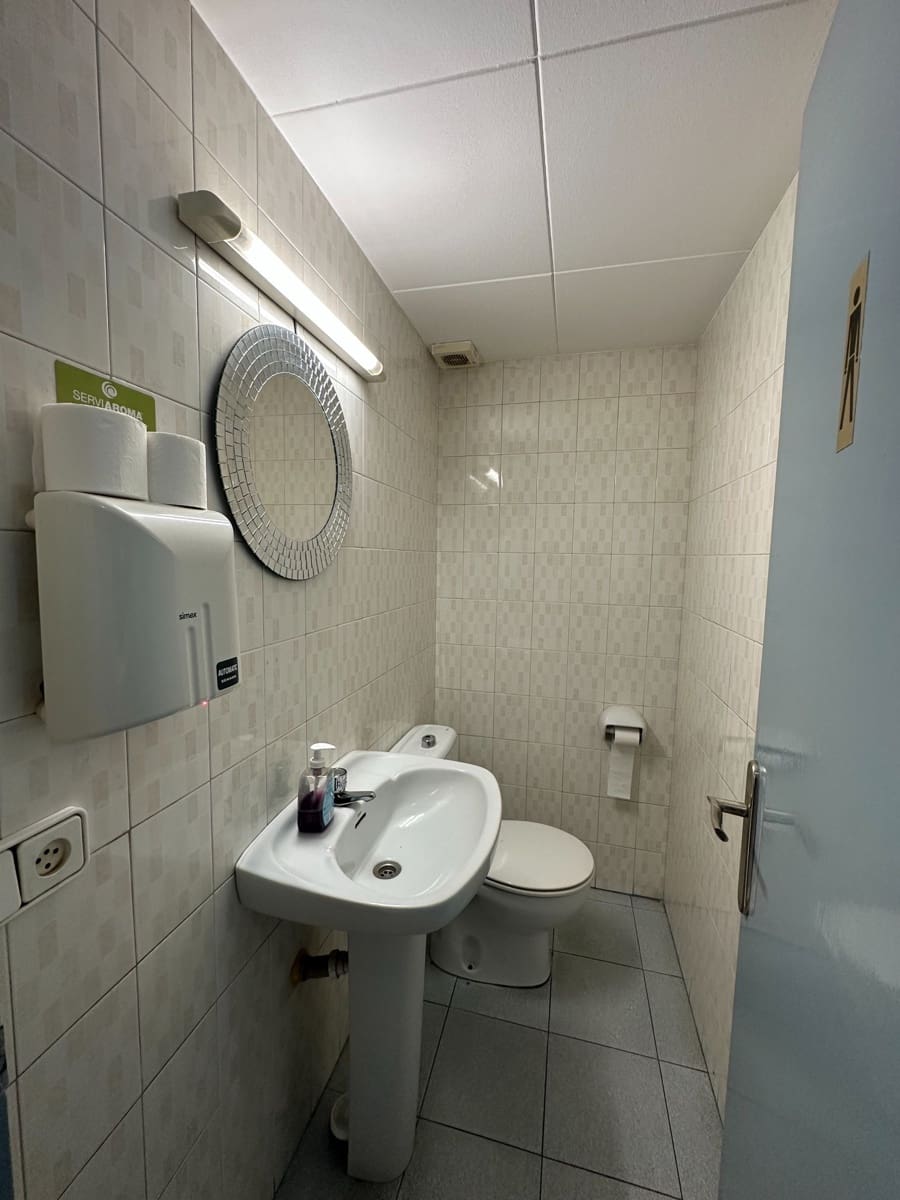 Erhverv til salg i Palamos - € 170.000 (Ref: 8258317)