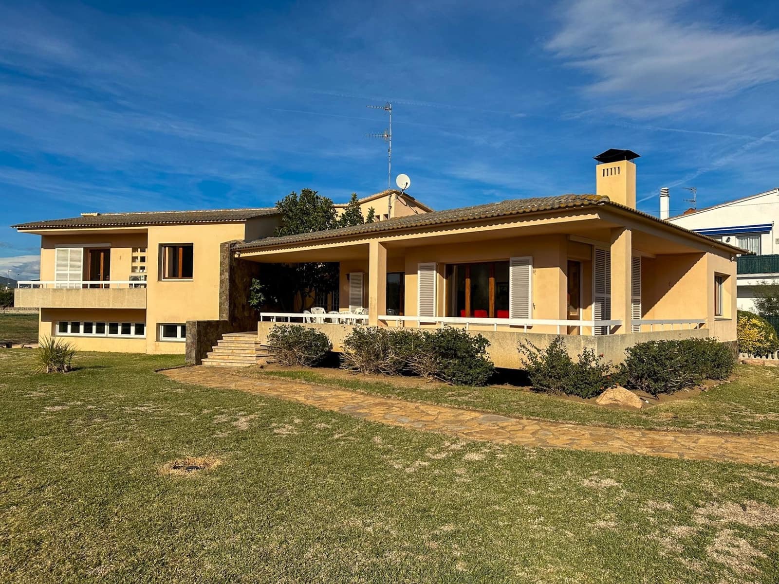 5 soveværelse Villa til salg i Sant Antoni de Calonge med garage - € 895.000 (Ref: 8258319)