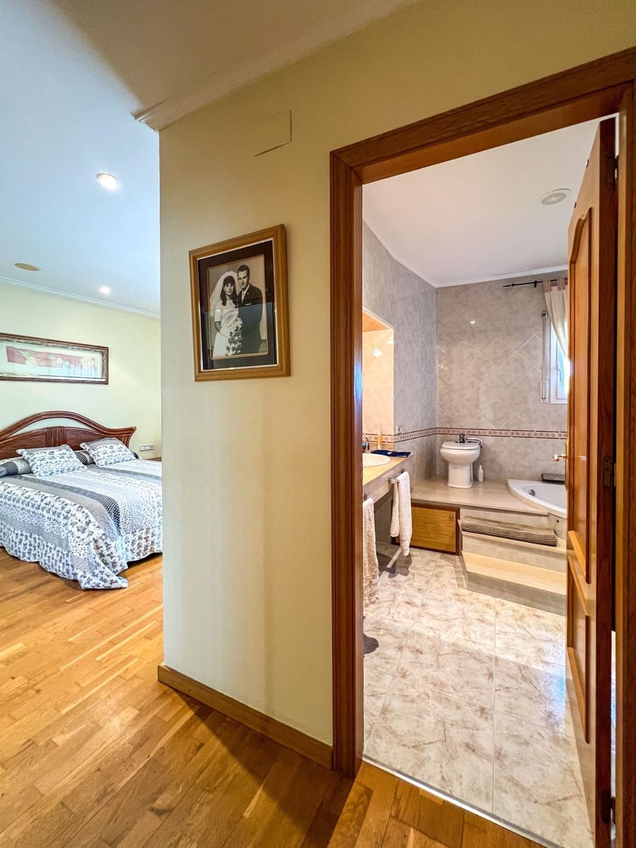 4 soverom Kjedet enebolig til salgs i Calonge i Sant Antoni med garasje - € 419 900 (Ref: 8258321)