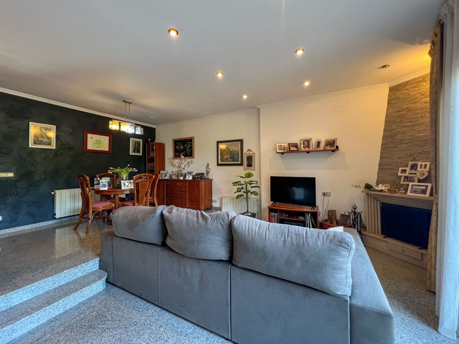 4 soverom Kjedet enebolig til salgs i Calonge i Sant Antoni med garasje - € 419 900 (Ref: 8258321)