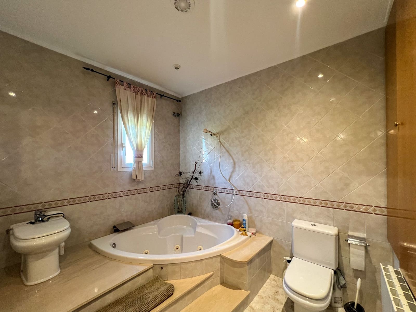 4 soverom Kjedet enebolig til salgs i Calonge i Sant Antoni med garasje - € 419 900 (Ref: 8258321)