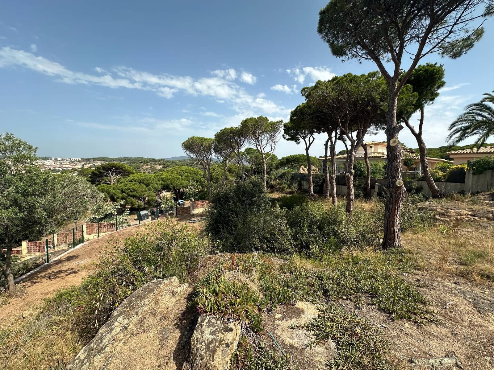 Grunde uden byggetilladelser til salg i Sant Feliu de Guixols - € 425.000 (Ref: 8448033)