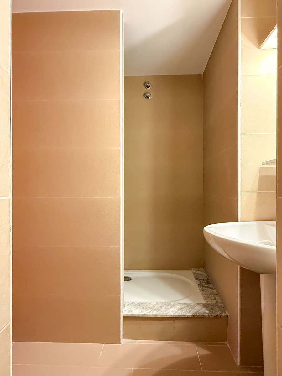3 sypialnia Apartament do wynajęcia w Sant Antoni de Calonge z basenem garażem - 1 050 € (Ref: 8985476)