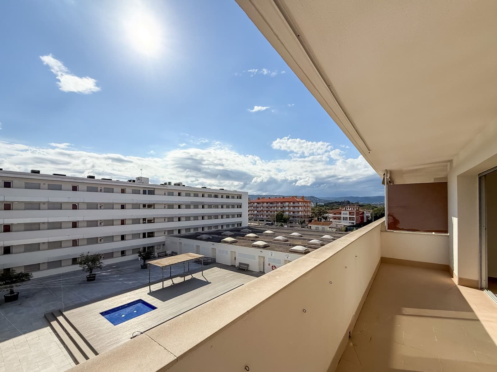 3 sypialnia Apartament do wynajęcia w Sant Antoni de Calonge z basenem garażem - 1 050 € (Ref: 8985476)