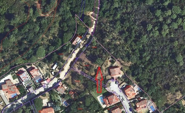 Rakentamaton maa myytävänä paikassa Calonge i Sant Antoni - 55 000 € (Ref: 8994476)