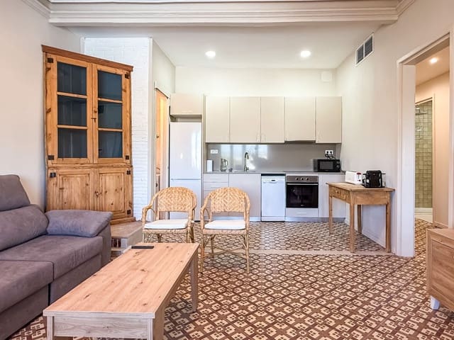 2 soveværelse Lejlighed til leje i Palamós - € 1.050 (Ref: 9019881)