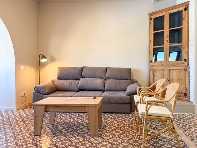 2 soveværelse Lejlighed til leje i Palamós - € 1.050 (Ref: 9019881)