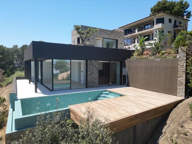 4 slaapkamer Villa te koop in Begur met zwembad garage - € 1.750.000 (Ref: 9115885)