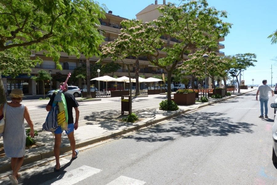 2 soveværelse Lejlighed til leje i Sant Antoni de Calonge med garage - € 680 (Ref: 9183286)
