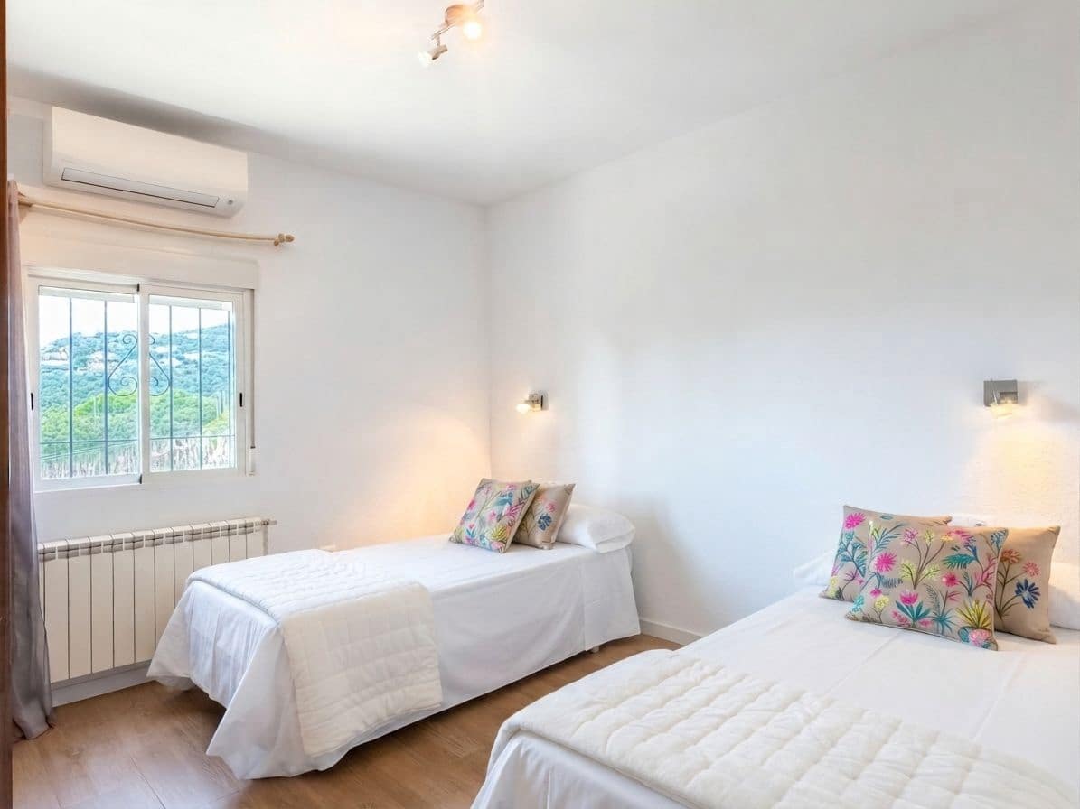 2 soverom Villa til salgs i Calonge i Sant Antoni med svømmebasseng garasje - € 475 000 (Ref: 9202200)
