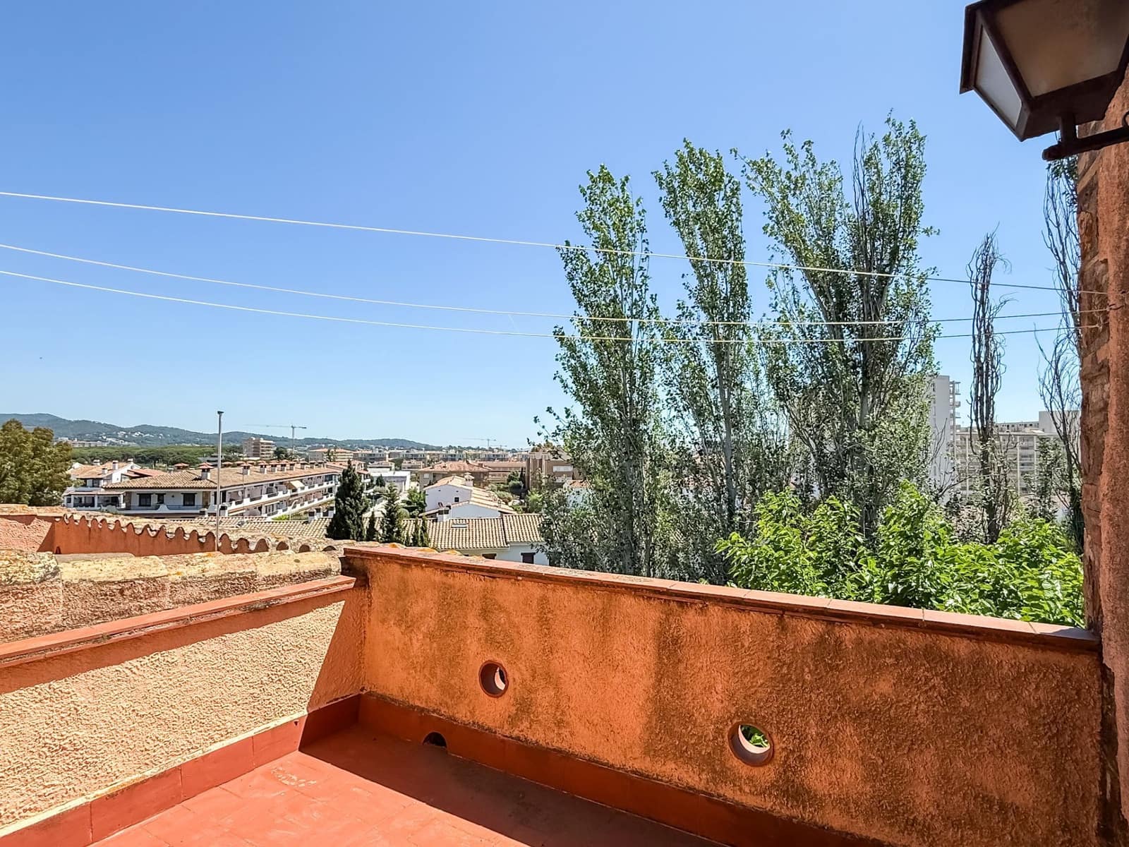 5 soveværelse Semi-Rækkehus til salg i Sant Antoni de Calonge med garage - € 610.000 (Ref: 9202201)