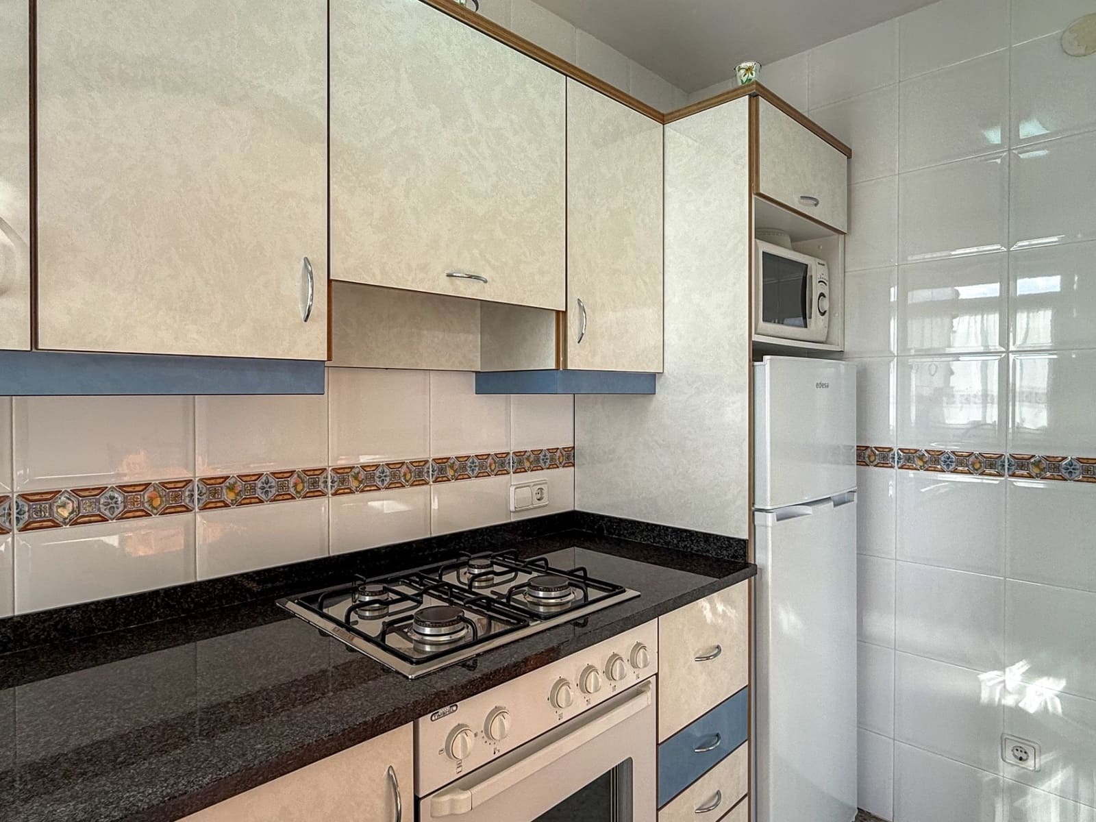 Apartamento de 3 habitaciones en Sant Antoni de Calonge en venta - 188.000 € (Ref: 9402917)